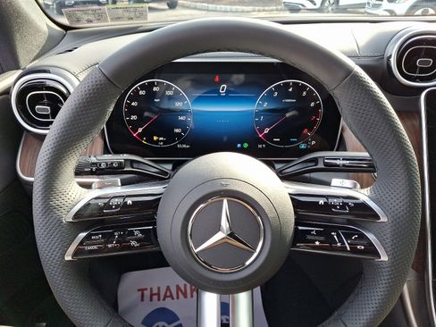 New 2025 Mercedes-Benz GLC 300 4MATIC image 16