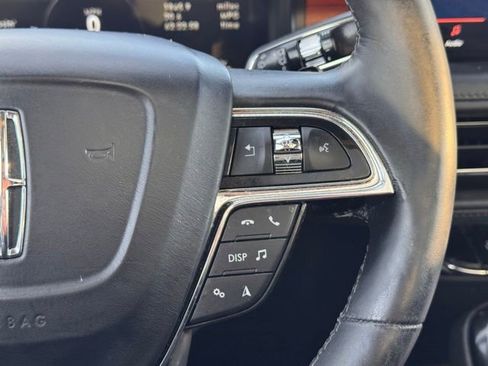 Used 2022 Lincoln Nautilus Reserve w/ Equipment Group 201A image 10