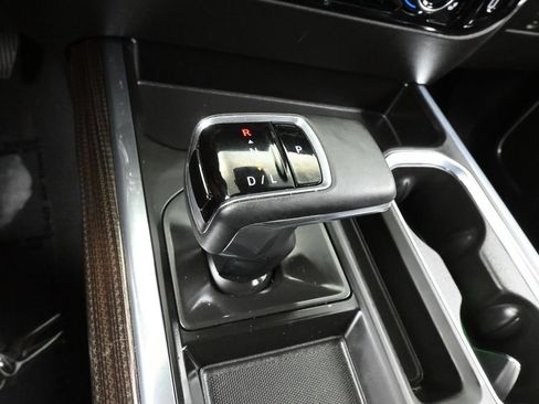 Used 2024 Chevrolet Silverado 1500 RST AWD/4WD image 29