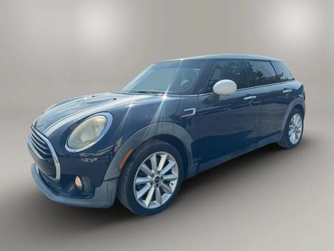 Used 2016 MINI Cooper Clubman FWD image 6