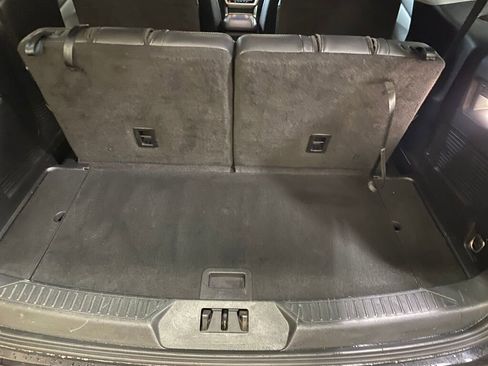 Used 2023 Ford Explorer XLT w/ Equipment Group 202A image 19