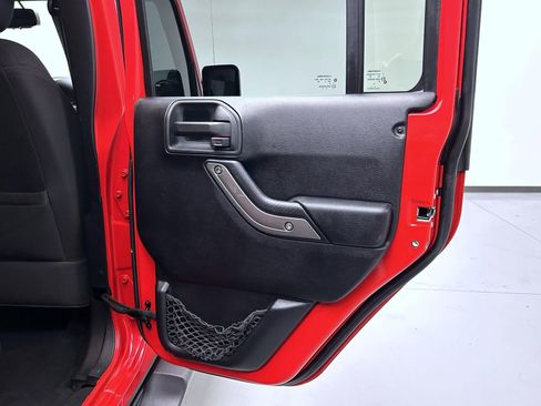 Used 2014 Jeep Wrangler Unlimited Sport w/ Quick Order Package 24S image 17