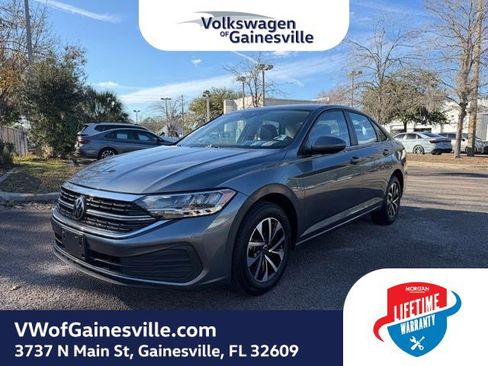 Certified 2024 Volkswagen Jetta S image 3