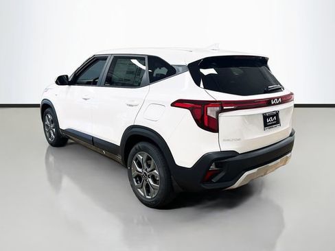 New 2026 Kia Seltos LX image 5