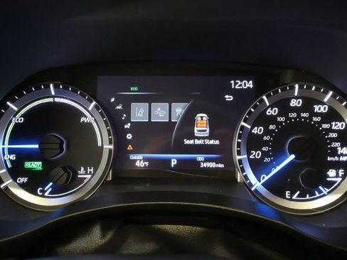 Certified 2023 Toyota Highlander XLE image 31