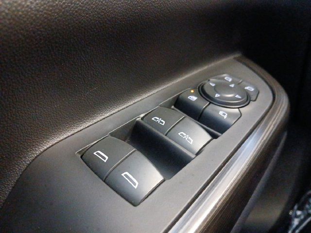 Used 2023 GMC Acadia SLT w/ Elevation Edition FWD image 8