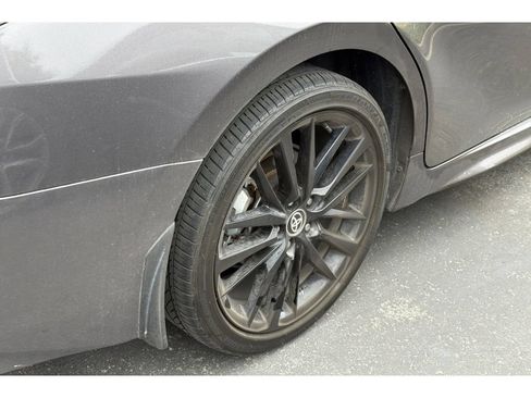 Used 2024 Toyota Camry XSE FWD image 4