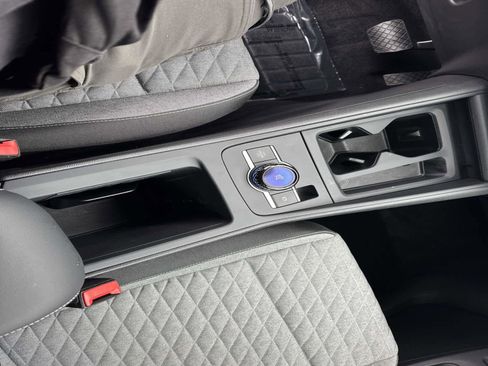 Certified 2025 Volkswagen Tiguan S image 26