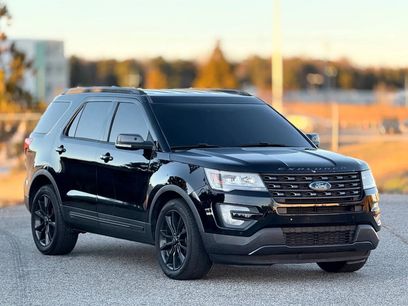 Used 2017 Ford Explorer XLT w/ Equipment Group 202A