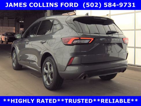 Certified 2024 Ford Escape ST-Line w/ Tech Pack #1 AWD/4WD image 4