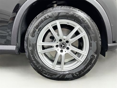New 2025 Mercedes-Benz GLC 300 4MATIC image 34