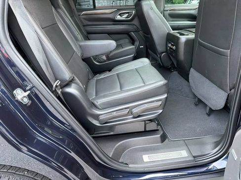 Used 2023 Chevrolet Tahoe LT w/ Luxury Package AWD/4WD image 15