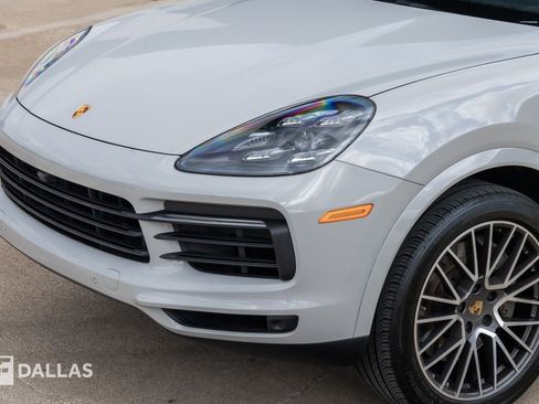 Used 2021 Porsche Cayenne S image 6