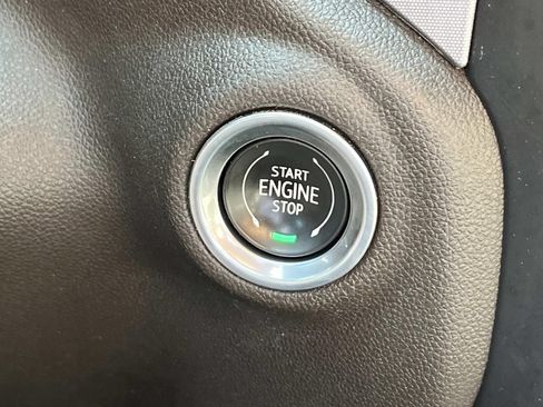 Used 2019 GMC Sierra 1500 SLT w/ SLT Premium Plus Package AWD/4WD image 34