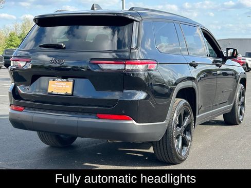 Used 2023 Jeep Grand Cherokee L Laredo AWD/4WD image 7
