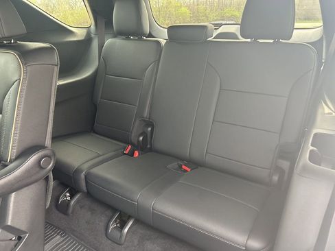 Used 2025 Chevrolet Traverse High Country image 18