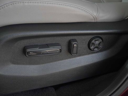 Used 2019 Honda CR-V EX-L image 12