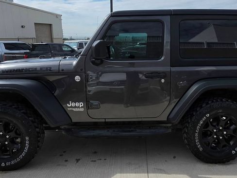 Used 2020 Jeep Wrangler Sport AWD/4WD image 6