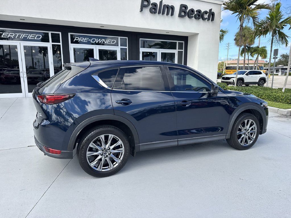 Used 2021 MAZDA CX-5 Signature AWD/4WD image 4
