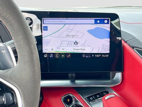 Used 2022 Chevrolet Corvette Stingray Preferred Cpe w/ Z51 Performance Package RWD image 13