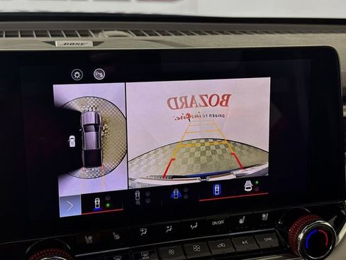 Used 2024 GMC Canyon AT4X image 17