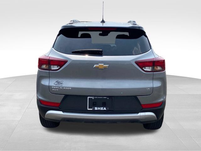 Used 2025 Chevrolet TrailBlazer LT AWD/4WD image 4