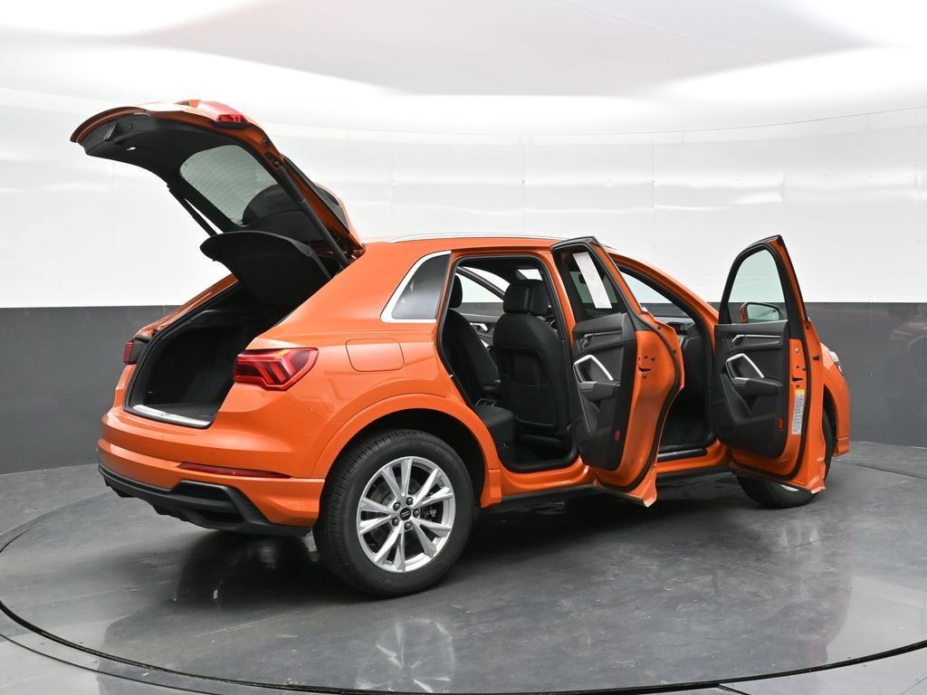 Used 2025 Audi Q3 2.0T Premium AWD/4WD image 49