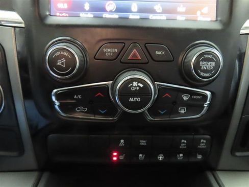 Used 2018 RAM 1500 Sport image 26