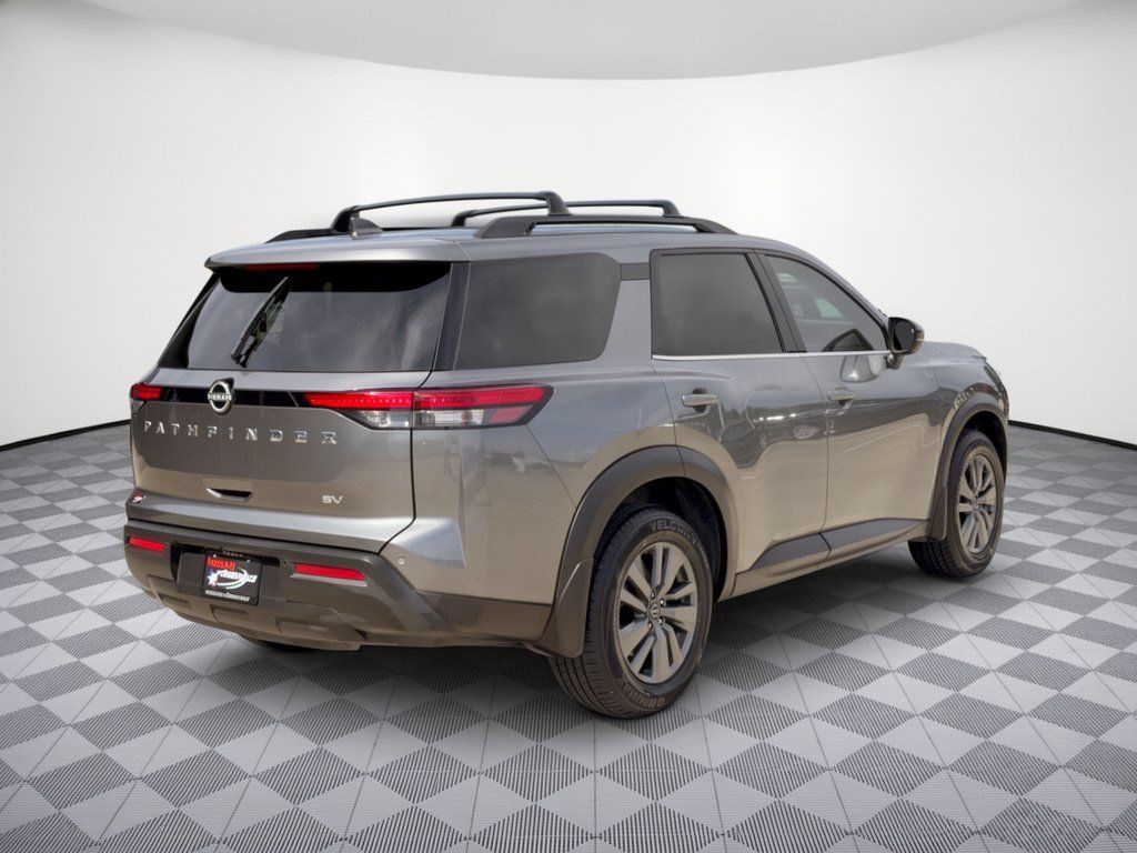 Used 2024 Nissan Pathfinder SV FWD image 9