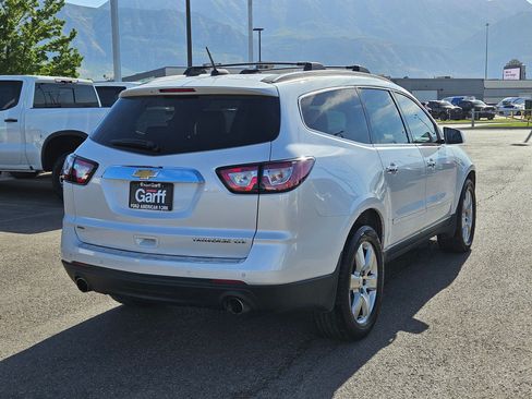 Used 2016 Chevrolet Traverse LTZ AWD/4WD image 3