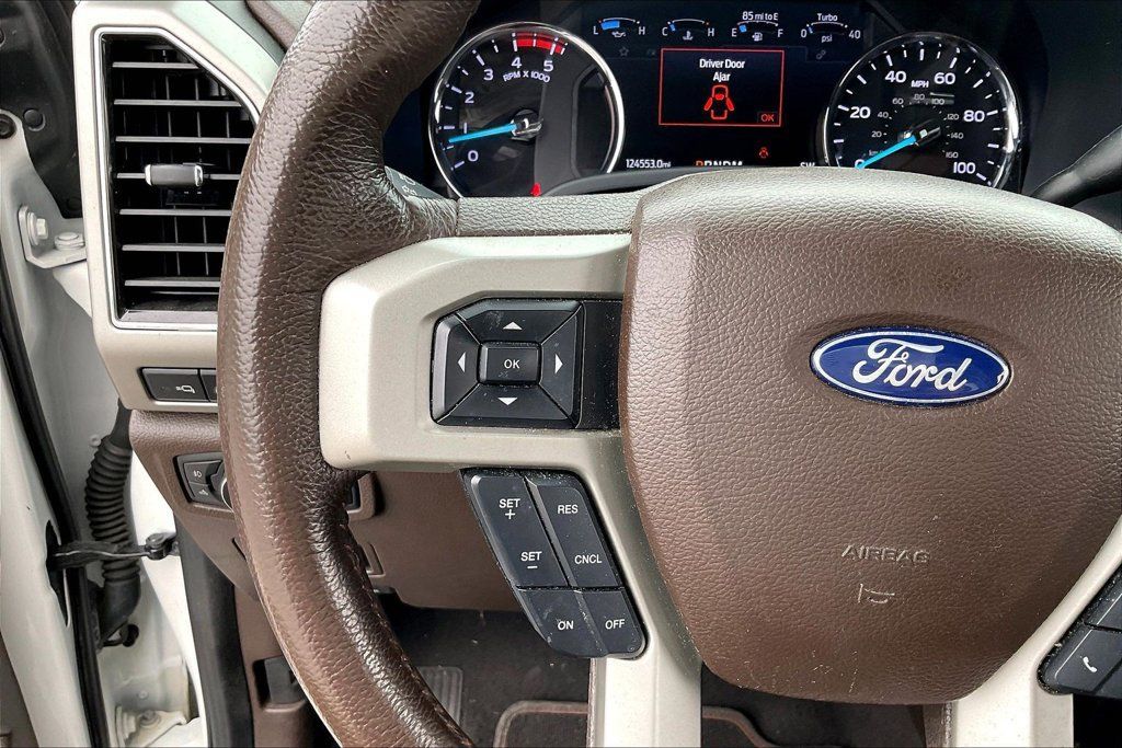 Used 2022 Ford F250 King Ranch w/ King Ranch Ultimate Package AWD/4WD image 12