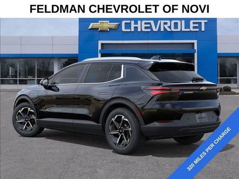 New 2026 Chevrolet Equinox EV LT FWD image 3