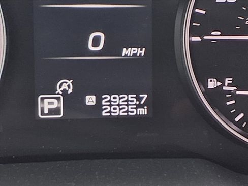 Certified 2025 Subaru Outback Premium w/ Popular Package #1A image 12