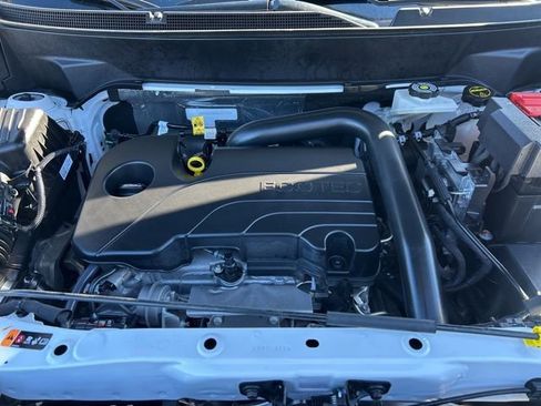 Used 2025 GMC Terrain Elevation image 10