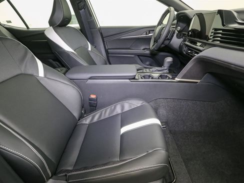 New 2026 Toyota Camry Hybrid image 14