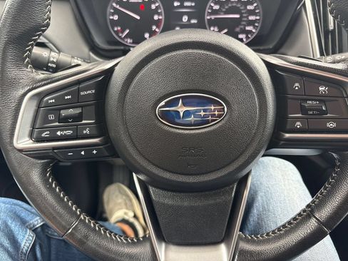 Used 2025 Subaru Outback Premium AWD/4WD image 12
