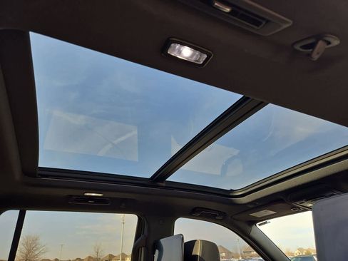 Used 2023 Chevrolet Tahoe Premier image 20