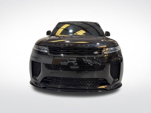 Used 2024 Land Rover Range Rover Sport image 2