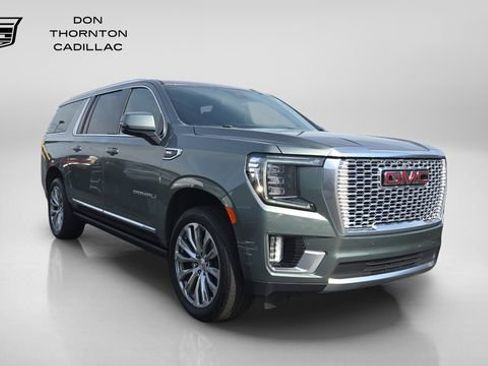 Used 2024 GMC Yukon XL Denali AWD/4WD image 7