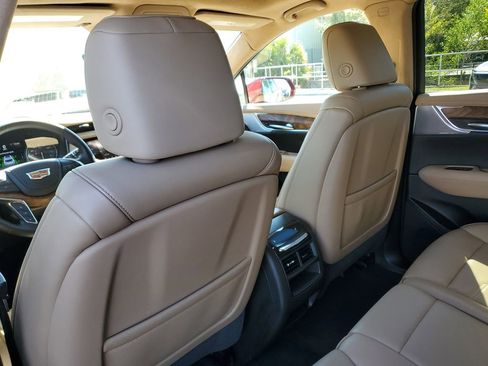 Used 2020 Cadillac XT5 Premium Luxury w/ Platinum Package image 14