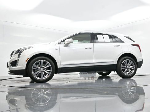 Used 2025 Cadillac XT5 Premium Luxury w/ Technology Package image 51