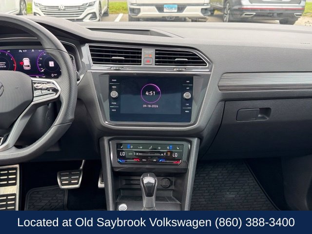 Used 2022 Volkswagen Tiguan SEL R-Line AWD/4WD image 15