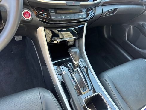 Used 2017 Honda Accord EX-L image 30