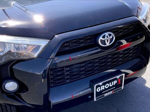 Used 2018 Toyota 4Runner SR5 Premium image 29