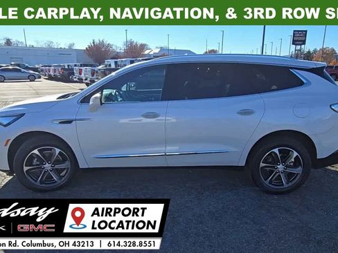 Used 2022 Buick Enclave Essence w/ Experience Buick Package image 5