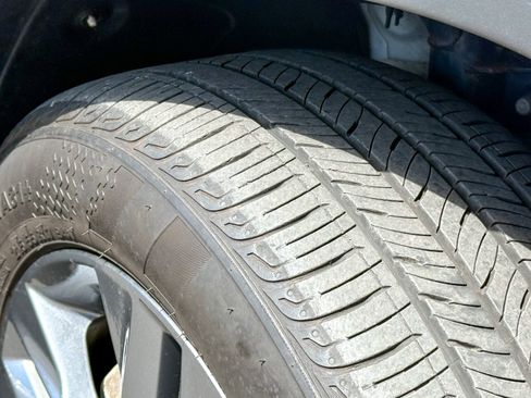 Used 2023 Kia Seltos LX image 12