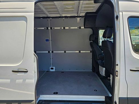Used 2026 Mercedes-Benz Sprinter 2500 image 12