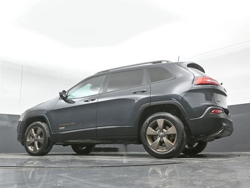 Used 2017 Jeep Cherokee 75th Anniversary image 36