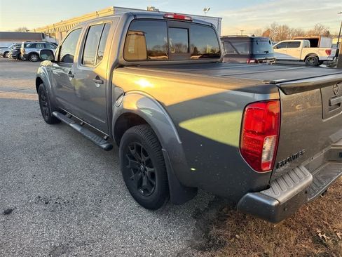 Used 2019 Nissan Frontier SV w/ Value Truck Package image 2