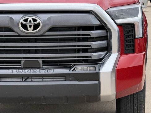 Used 2026 Toyota Tundra Limited w/ Power Package AWD/4WD image 8